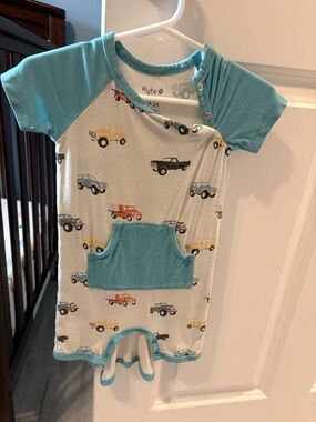 Kyte Baby Shortall